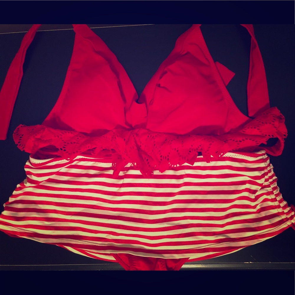 Jessica Simpson bikini with skirt